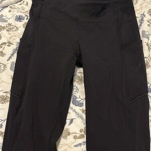 Lululemon Speed Up Capri Leggings